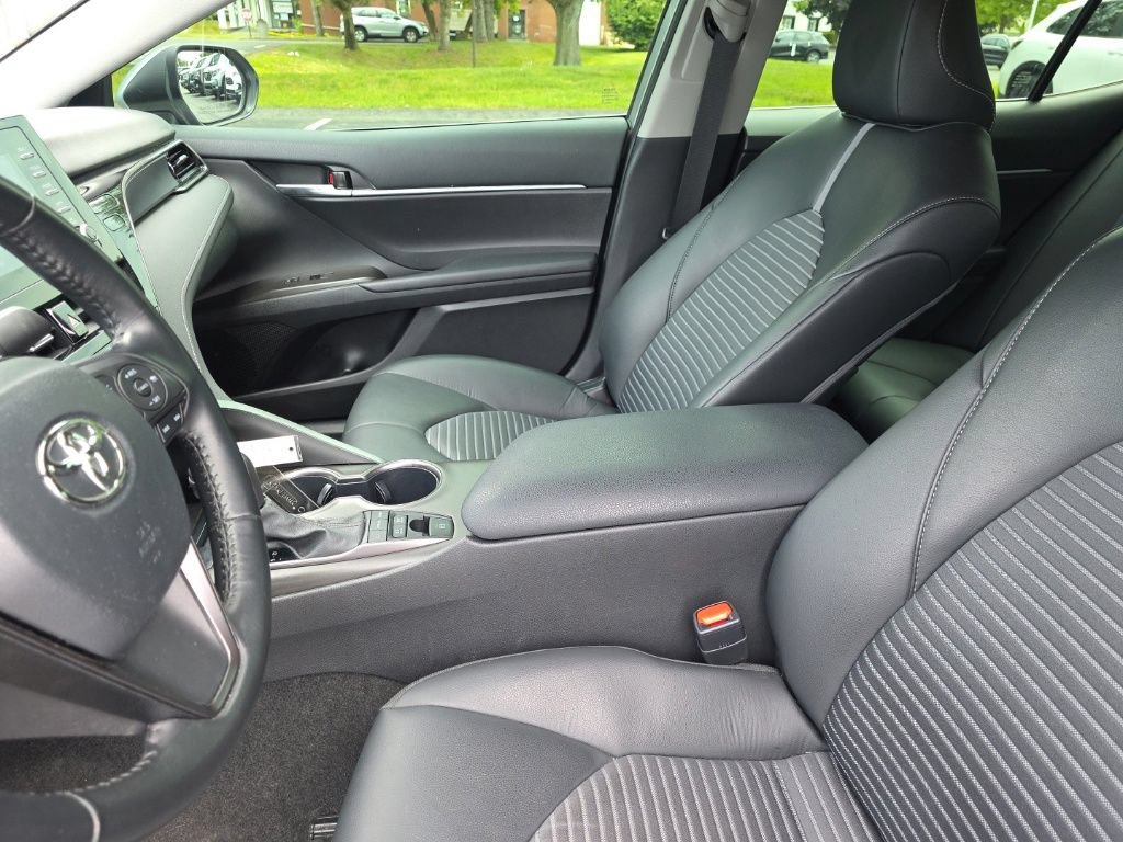 Used 2024 Toyota Camry SE FWD image 22
