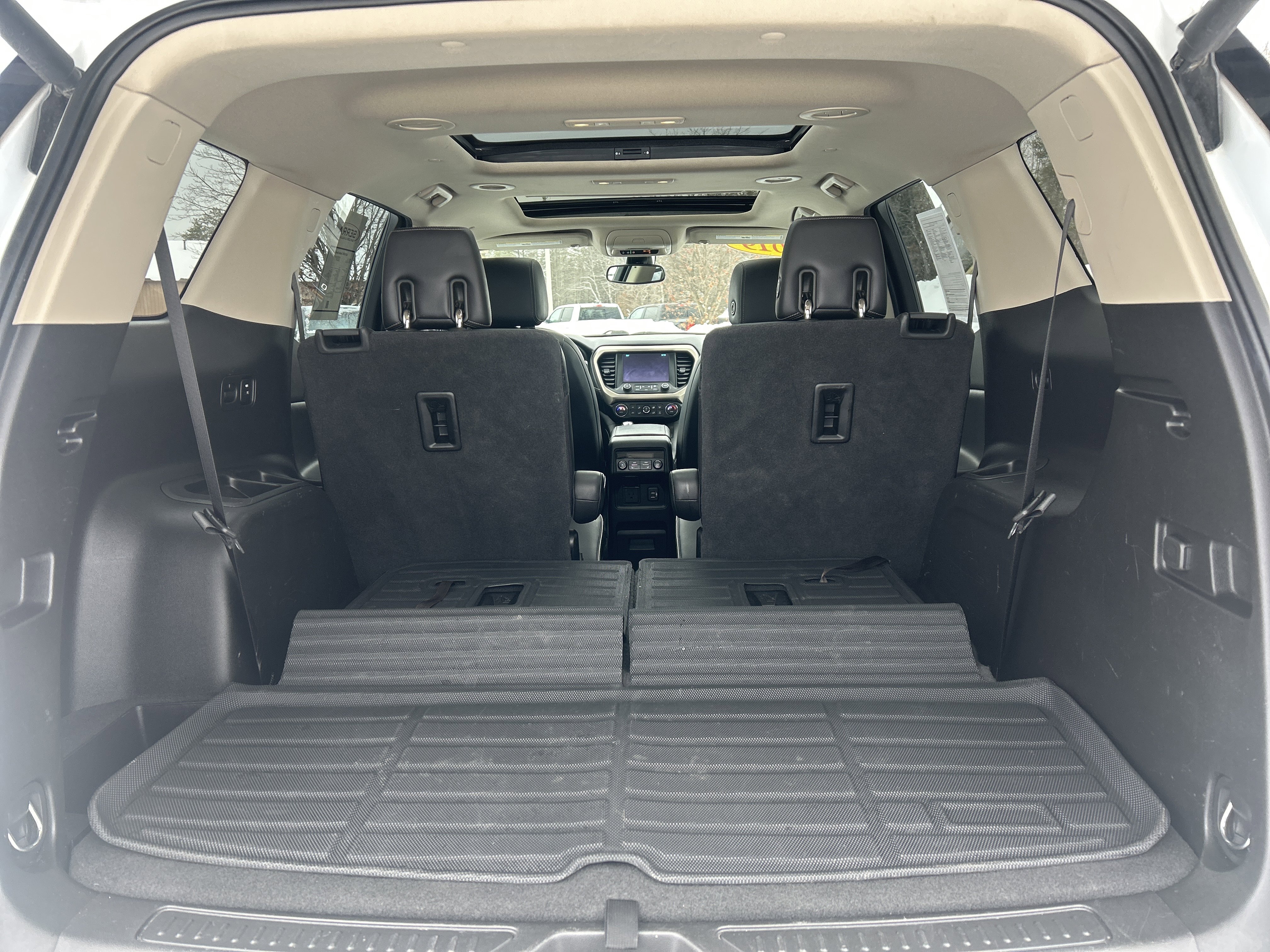 Used 2019 GMC Acadia Denali image 10