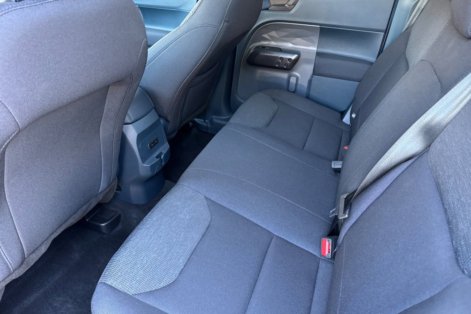 Used 2025 Ford Maverick XL FWD image 15
