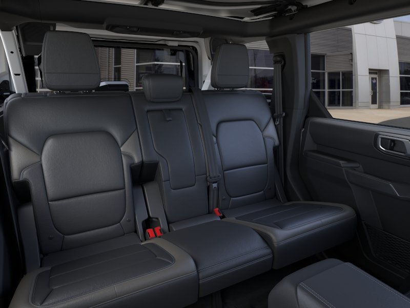 New 2026 Ford Bronco Outer Banks w/ Black Appearance Package AWD/4WD image 28