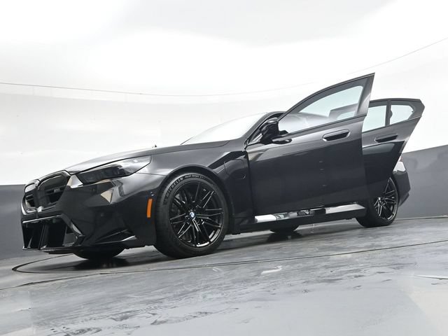 Used 2026 BMW M5 w/ Executive Package AWD/4WD image 47