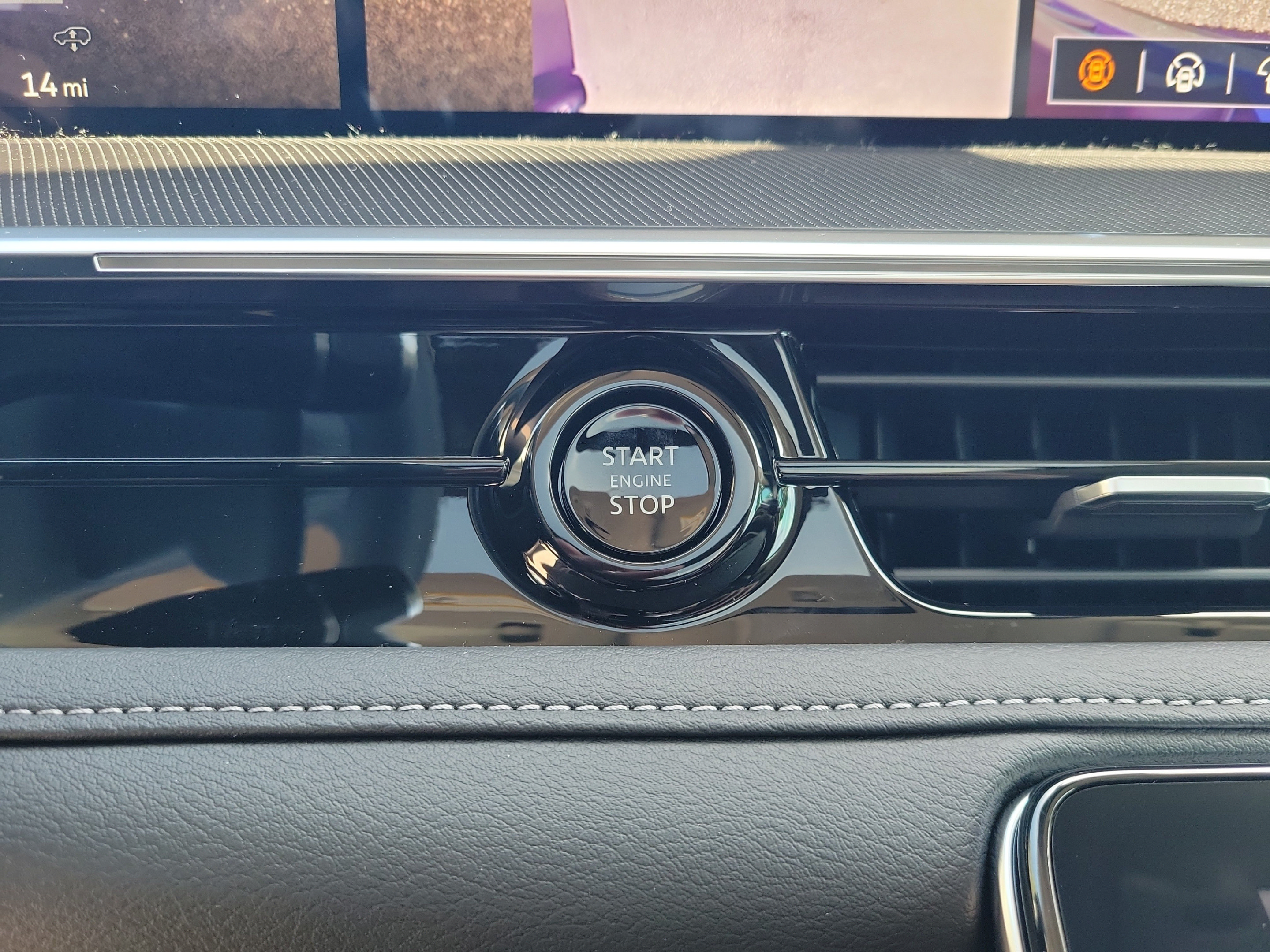 New 2027 INFINITI QX80 Luxe w/ Cargo Package RWD image 18