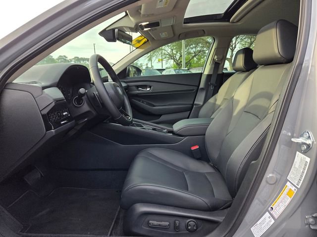Used 2025 Honda Accord EX-L image 12