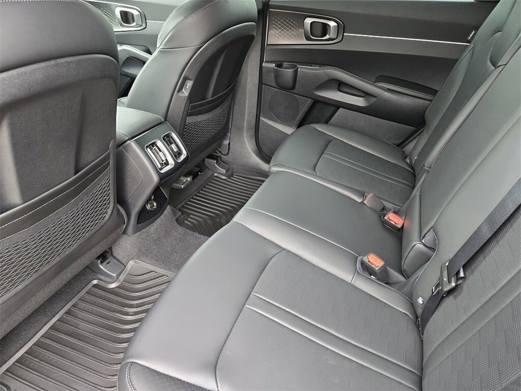 New 2026 Kia Sorento S w/ S Panoramic Sunroof Package image 22