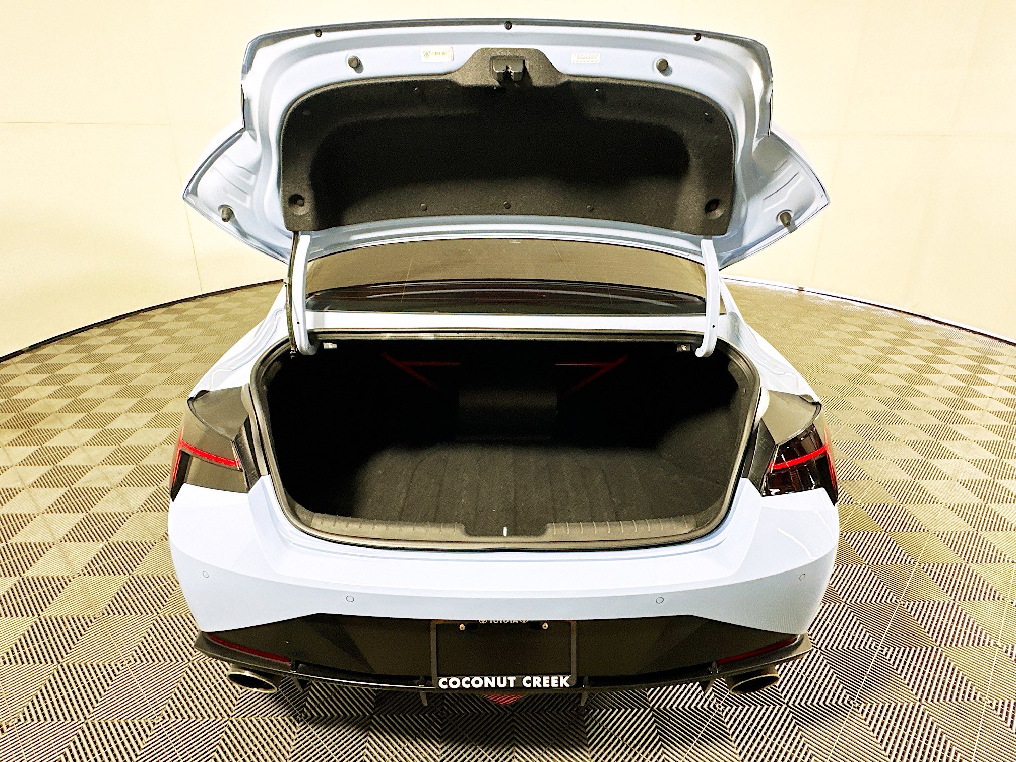 Used 2023 Hyundai Elantra N FWD image 31