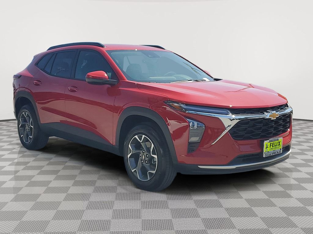 New 2026 Chevrolet Trax LT image 2