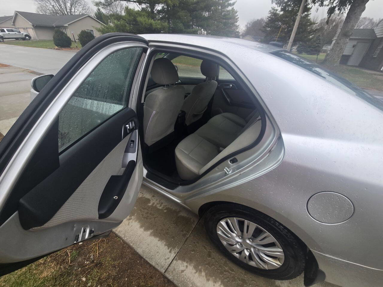 Used 2013 Kia Forte EX image 12