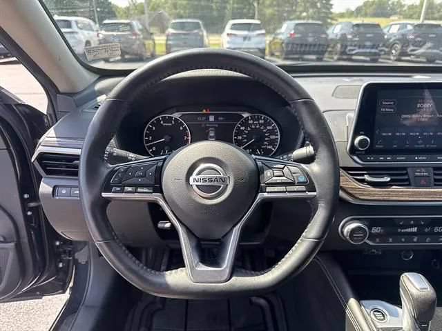 Used 2021 Nissan Altima 2.5 SL AWD/4WD image 9