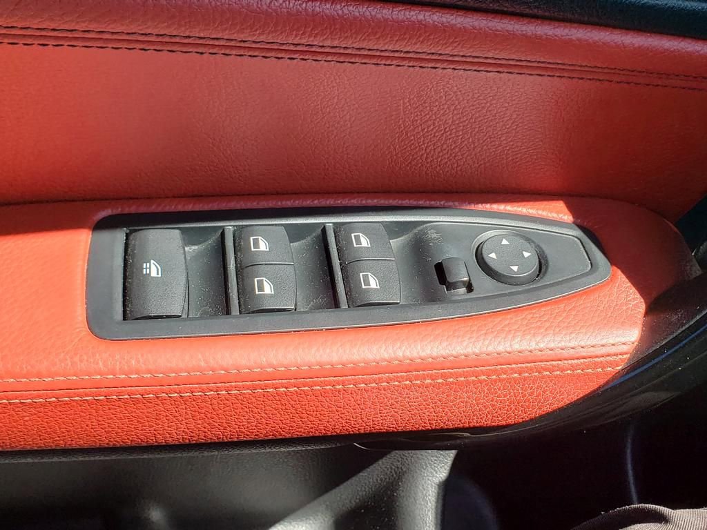 Used 2016 BMW 228i Convertible RWD image 27