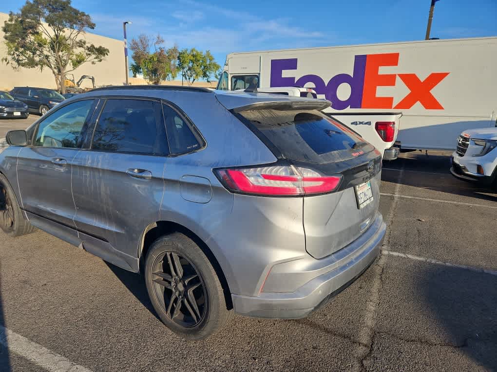 Used 2022 Ford Edge SE w/ Black Appearance Package AWD/4WD image 5