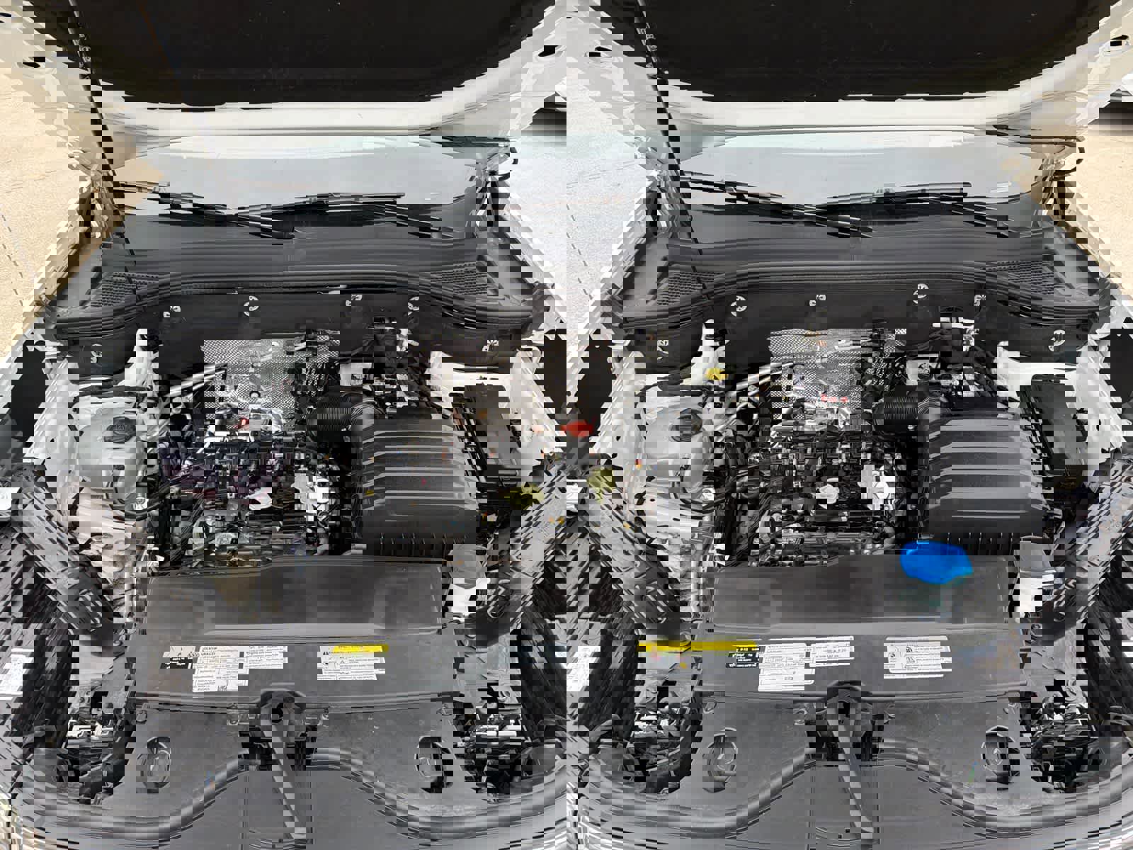 Used 2024 Volkswagen Atlas SEL Premium R-Line image 9