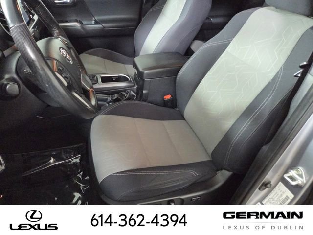 Used 2021 Toyota Tacoma TRD Sport w/ Technology Package image 18