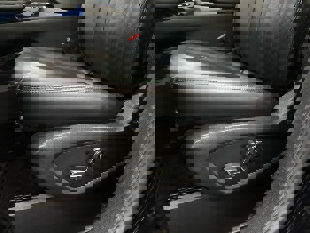 Certified 2023 Lincoln Nautilus Reserve w/ Monochromatic Package image 17