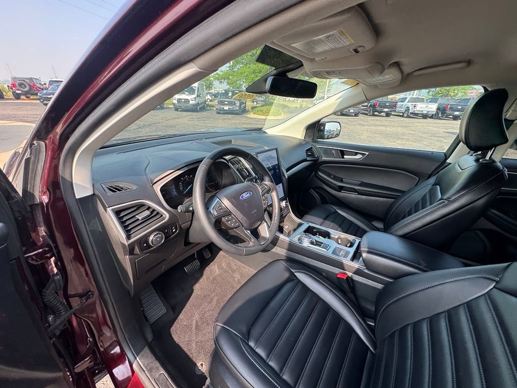 Certified 2024 Ford Edge SEL w/ Convenience Package AWD/4WD image 8