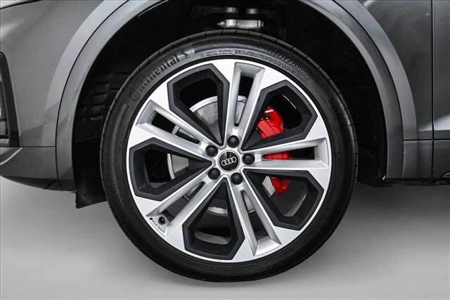 Certified 2025 Audi Q5 2.0T Premium Plus image 25