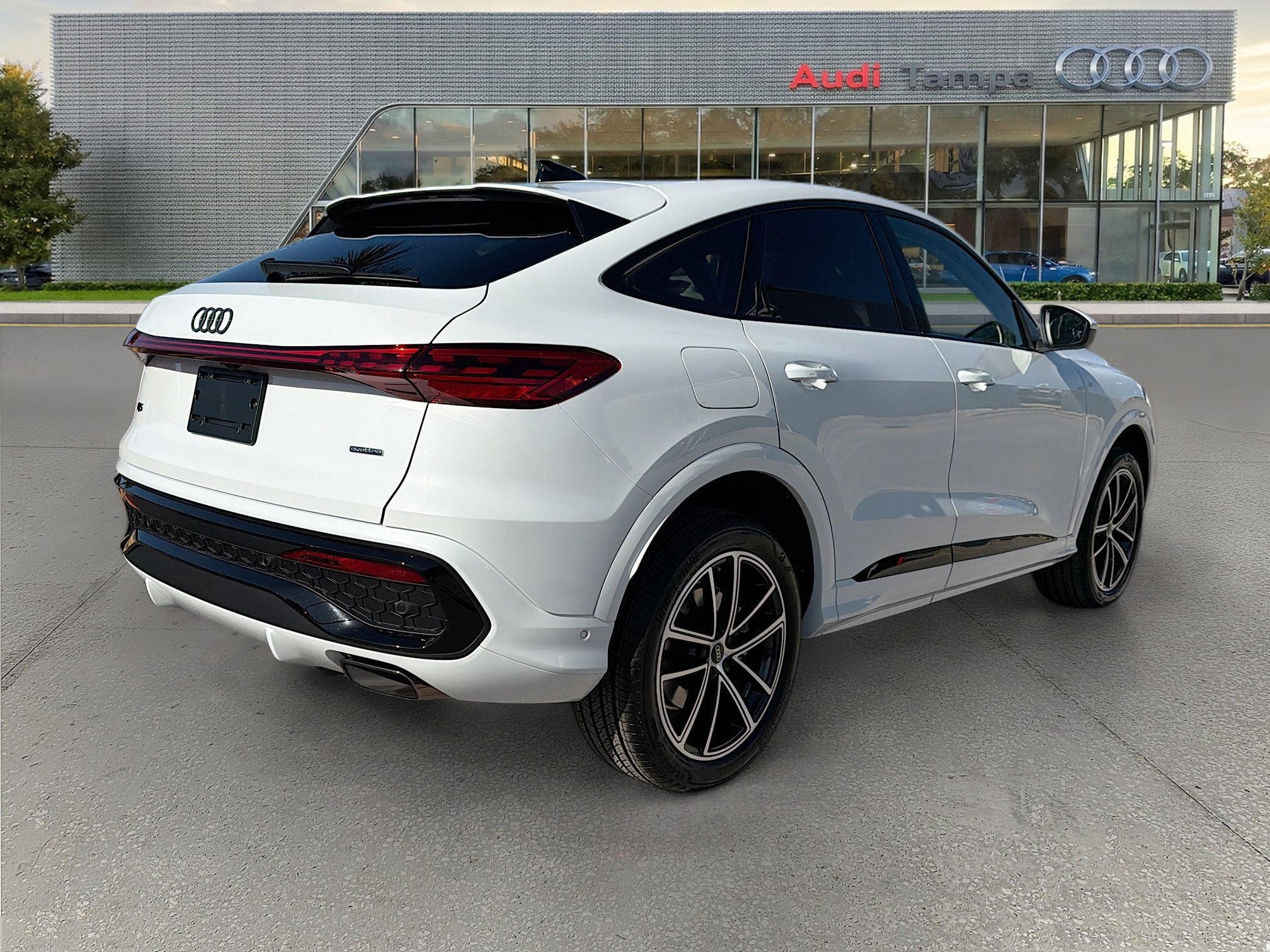 New 2026 Audi Q5 Premium Plus AWD/4WD image 3