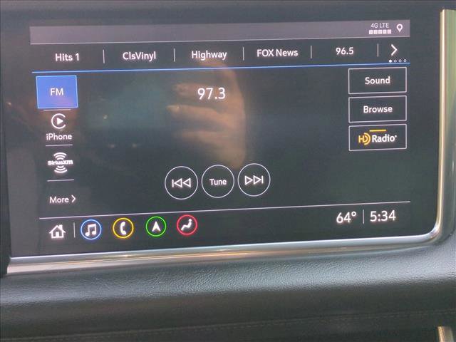 Used 2021 GMC Yukon XL Denali w/ Denali Premium Package image 18