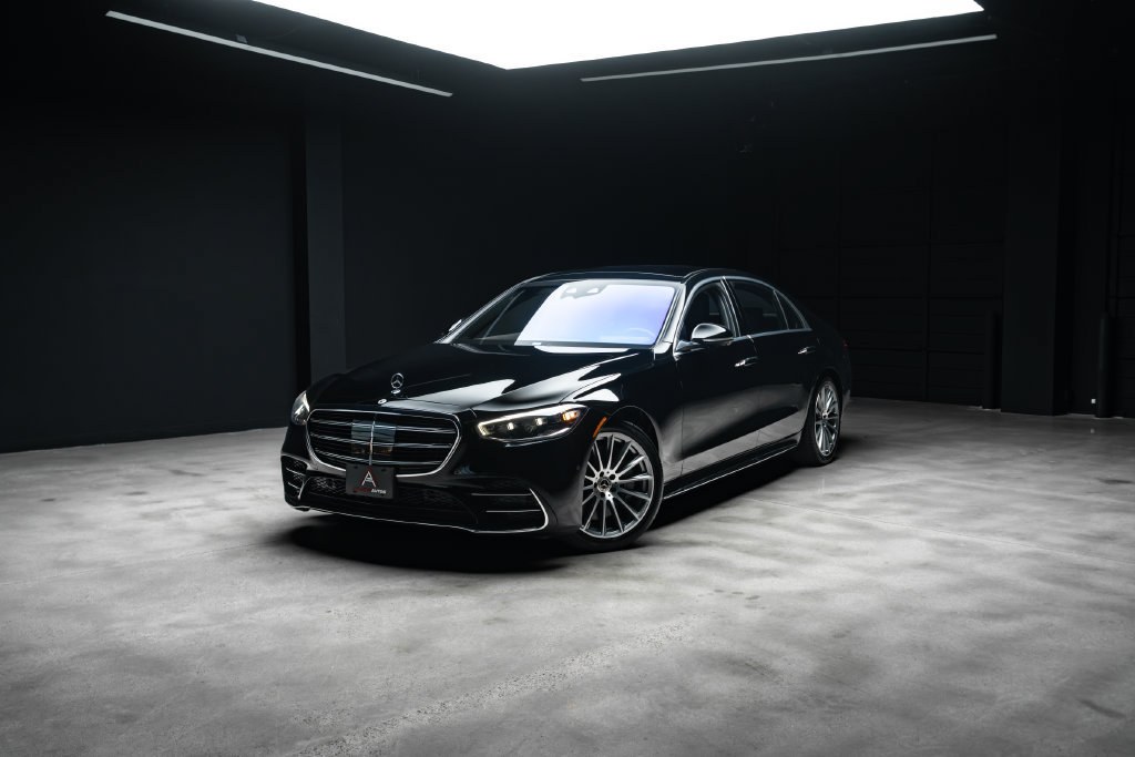 Used 2022 Mercedes-Benz S 500 4MATIC w/ AMG Line Package image 46