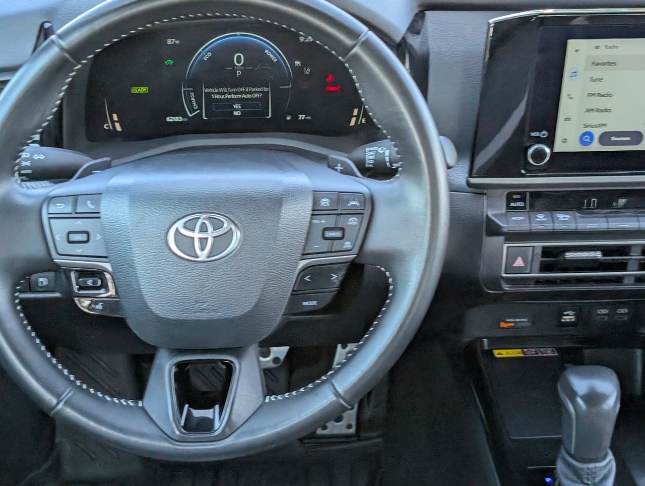 Used 2025 Toyota Camry SE AWD/4WD image 11