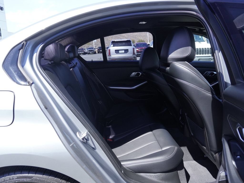 Used 2023 BMW M340i w/ Premium Package RWD image 29