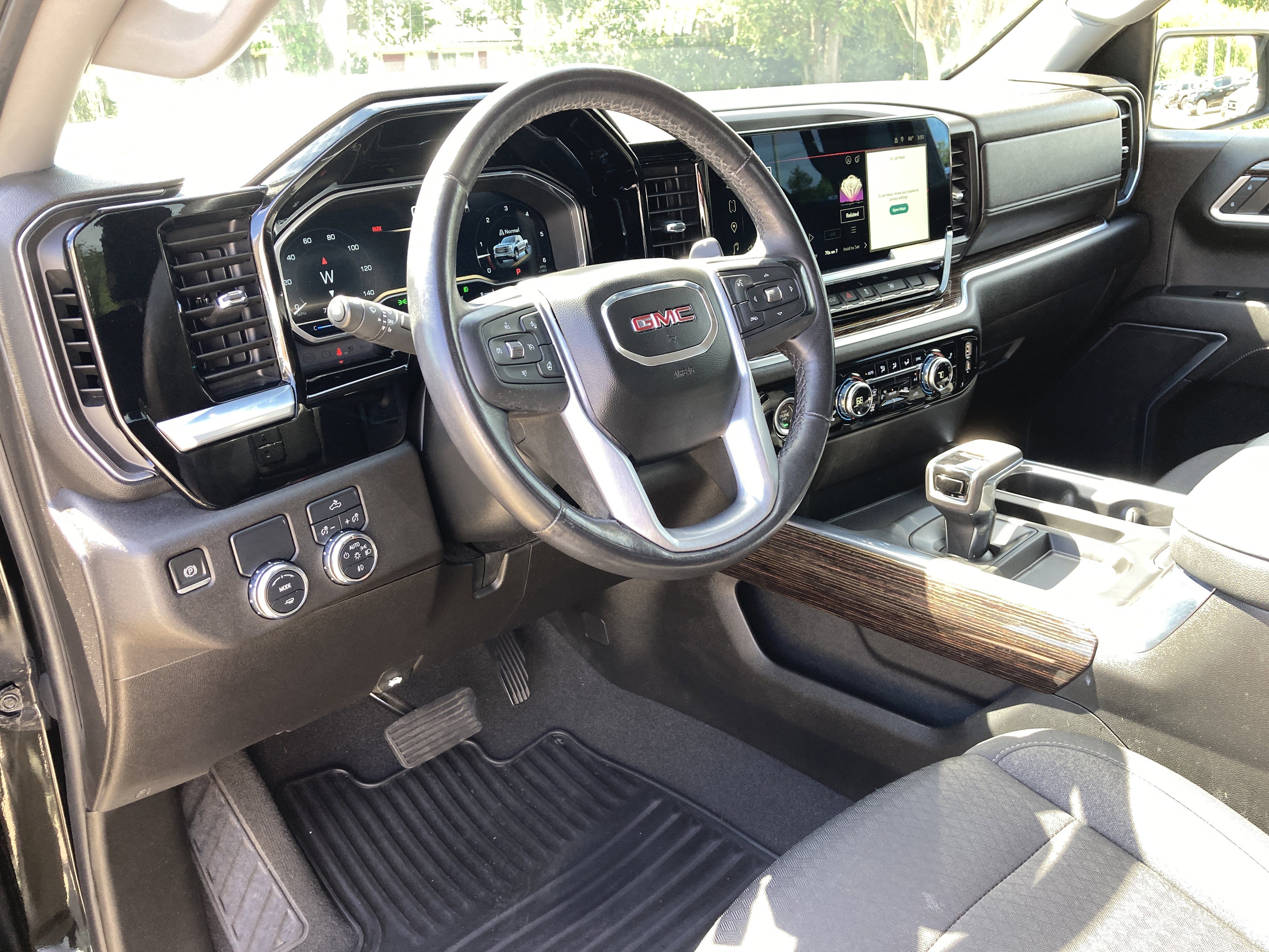 Certified 2022 GMC Sierra 1500 Elevation RWD image 10