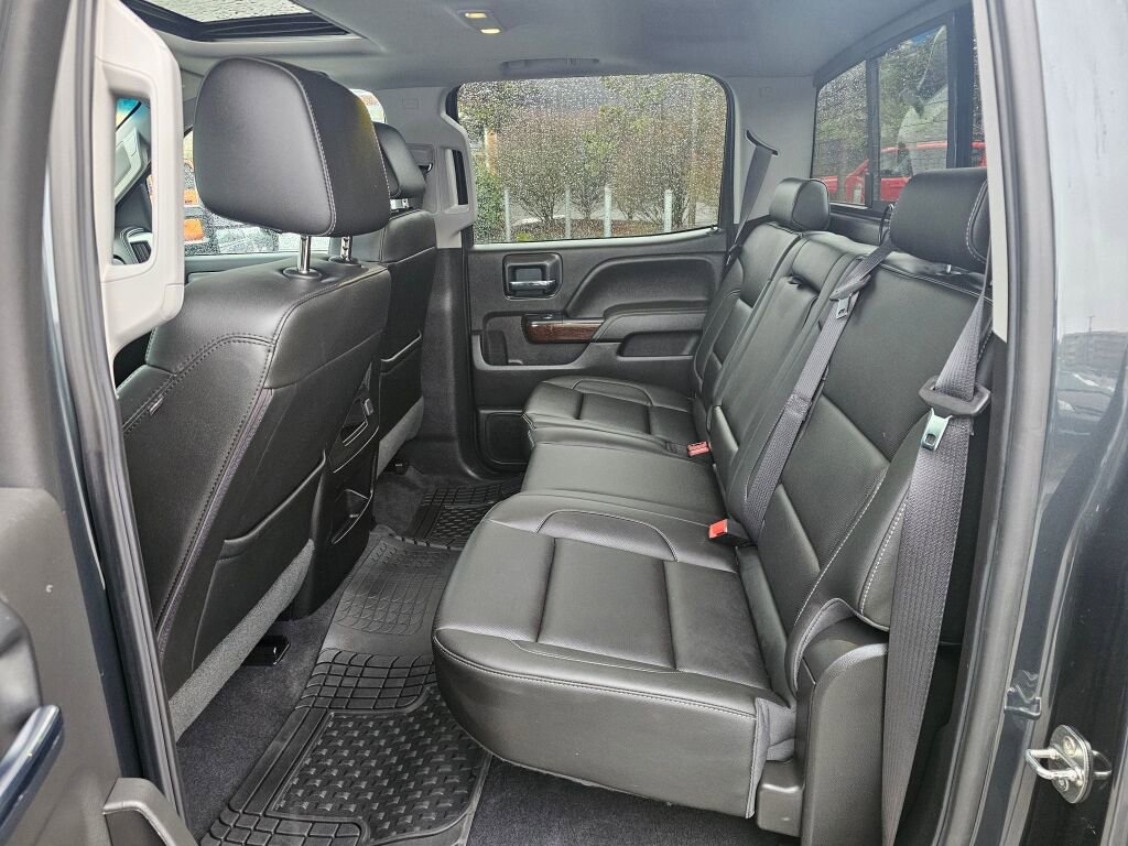 Used 2018 GMC Sierra 1500 SLT image 15