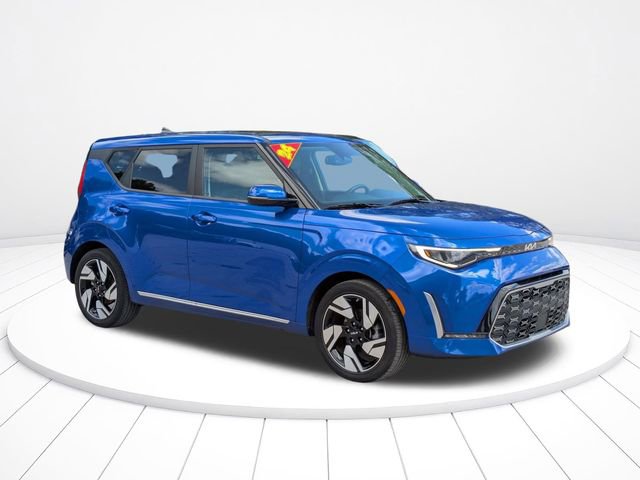 Used 2024 Kia Soul GT-Line w/ GT-Line Technology Package FWD video 2