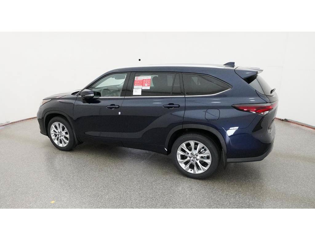 New 2026 Toyota Highlander Limited AWD/4WD image 4
