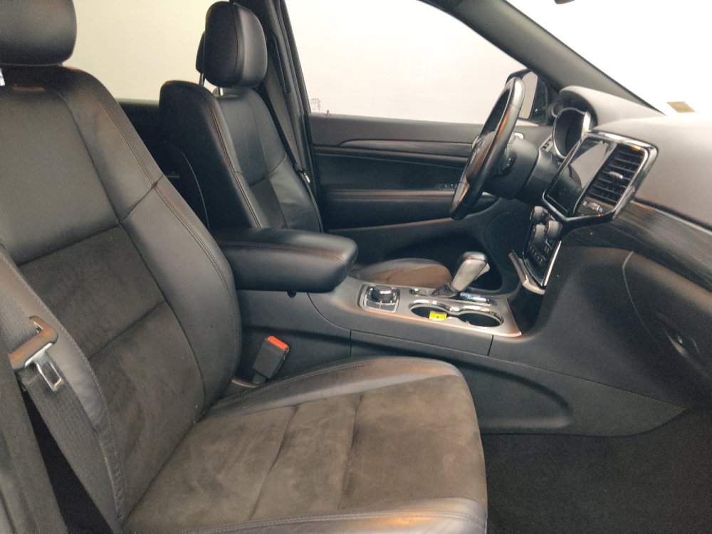Used 2020 Jeep Grand Cherokee Altitude AWD/4WD image 21