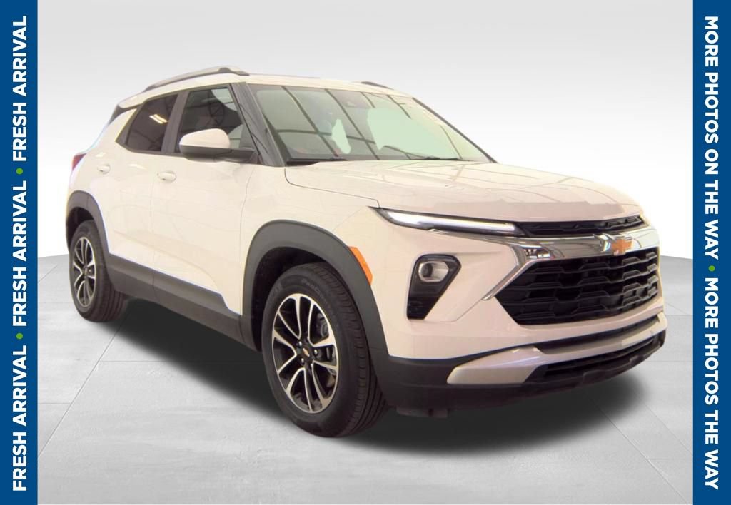 Used 2025 Chevrolet TrailBlazer LT
