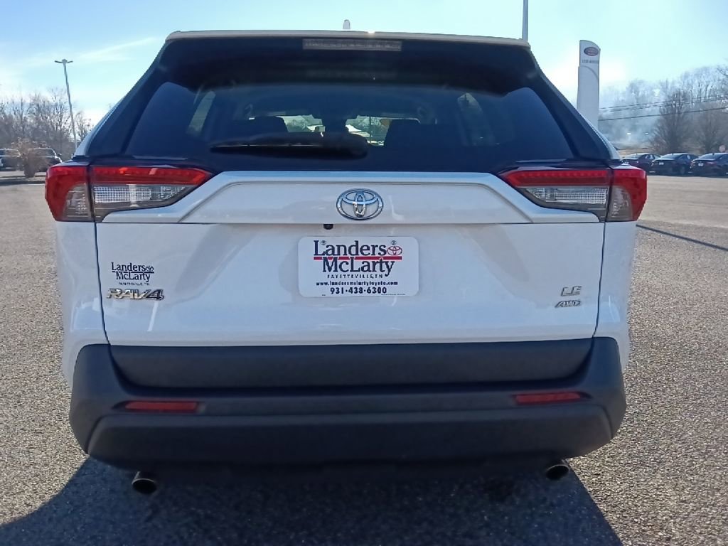 Used 2024 Toyota RAV4 LE image 4