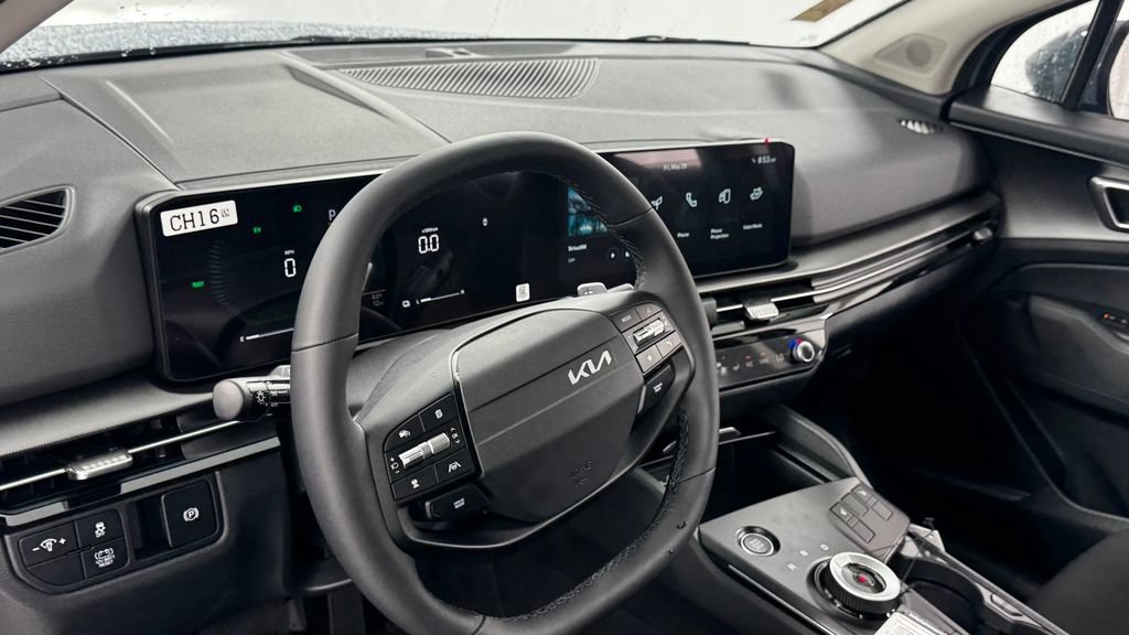 New 2026 Kia Sportage S AWD/4WD image 33