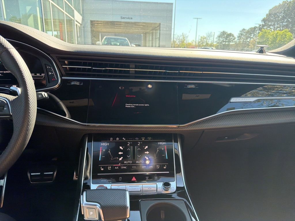 Used 2023 Audi RS Q8 image 17