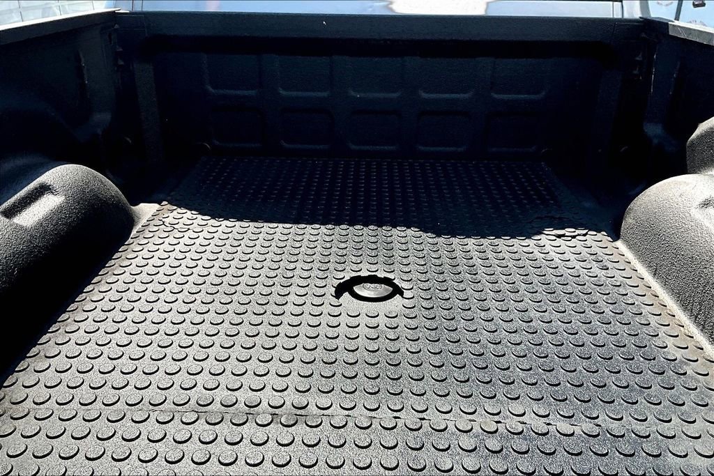 Used 2020 RAM 2500 Laramie w/ Night Edition image 7