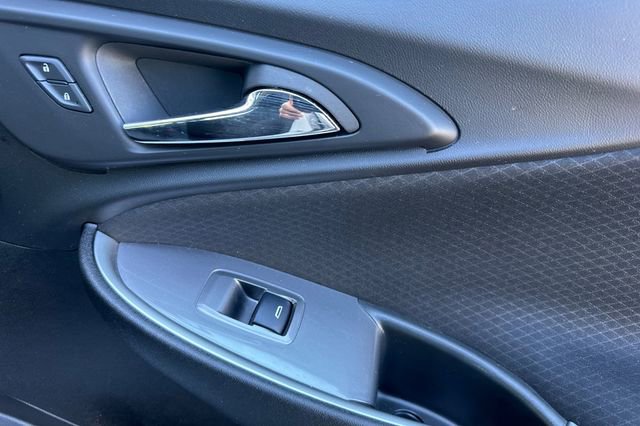 Used 2025 Chevrolet Malibu LT image 19