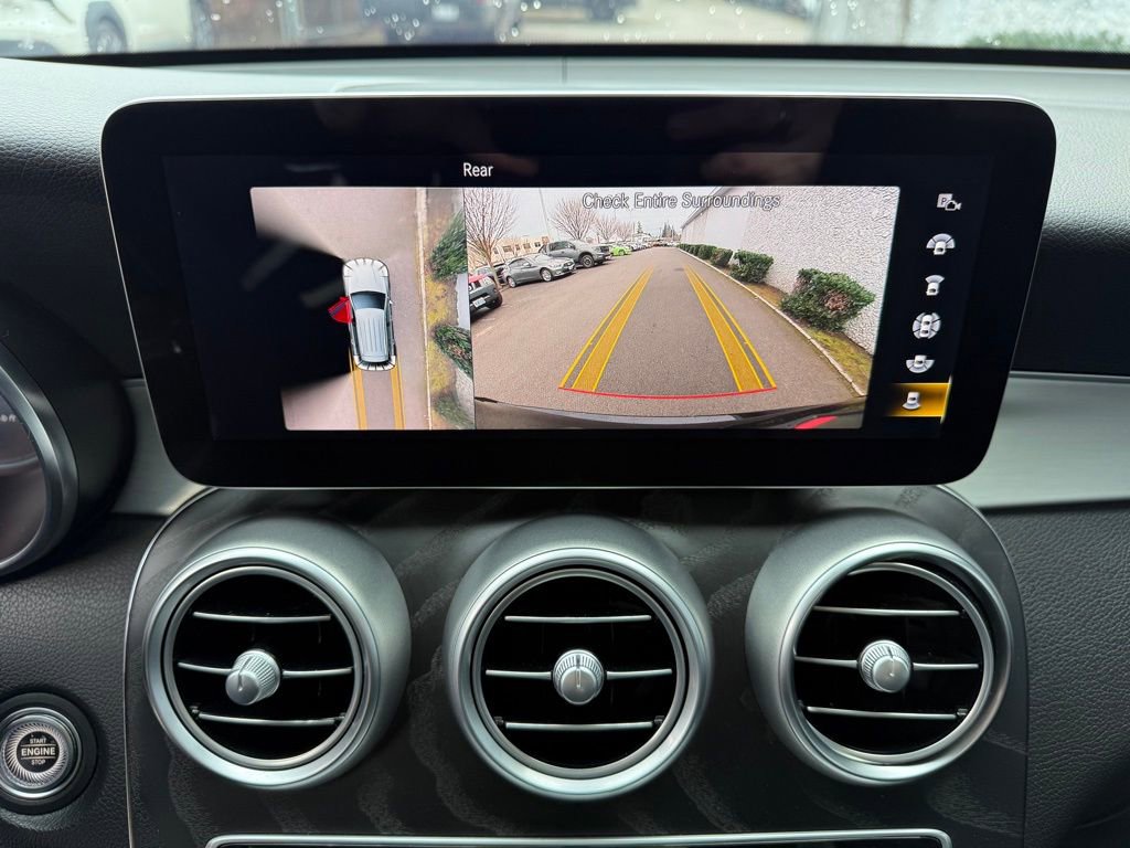 Used 2021 Mercedes-Benz GLC 300 w/ AMG Line image 27