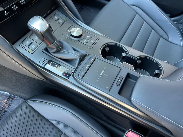 Used 2025 Lexus IS 350 F Sport w/ Navigation Package RWD image 28