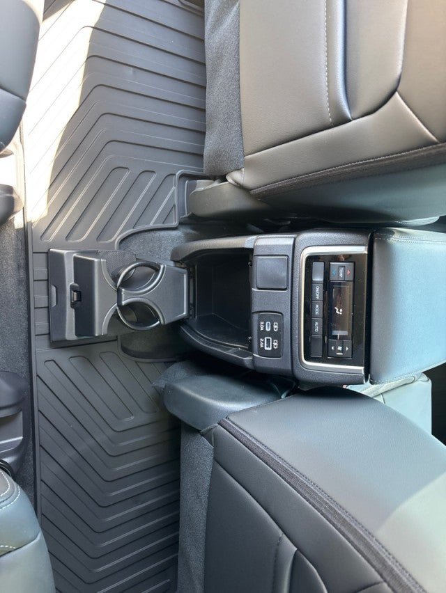 Certified 2026 Subaru Ascent Premium AWD/4WD image 36