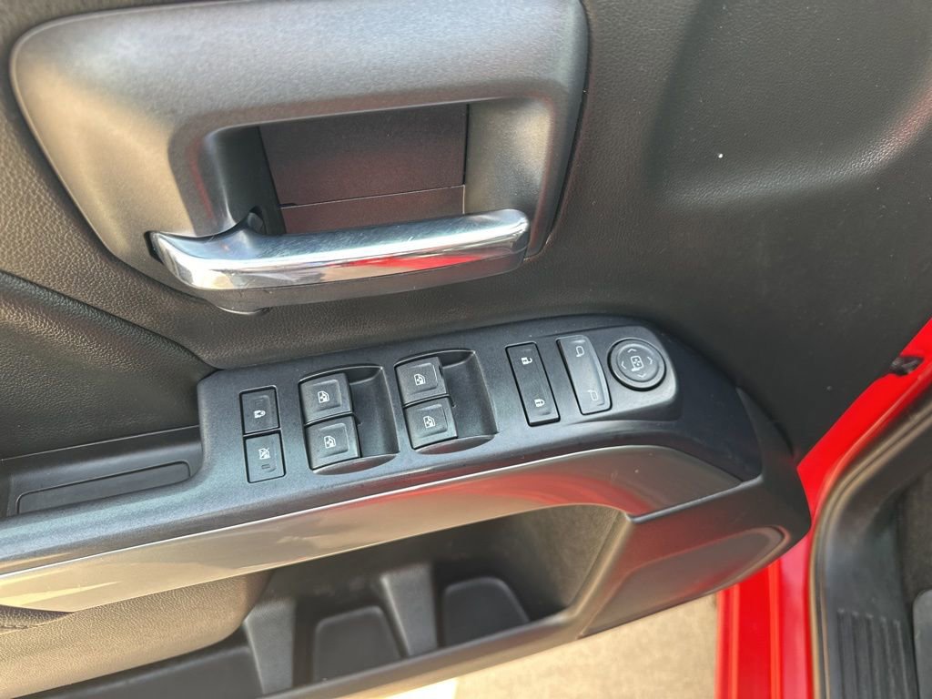 Used 2018 Chevrolet Silverado 1500 LT image 18