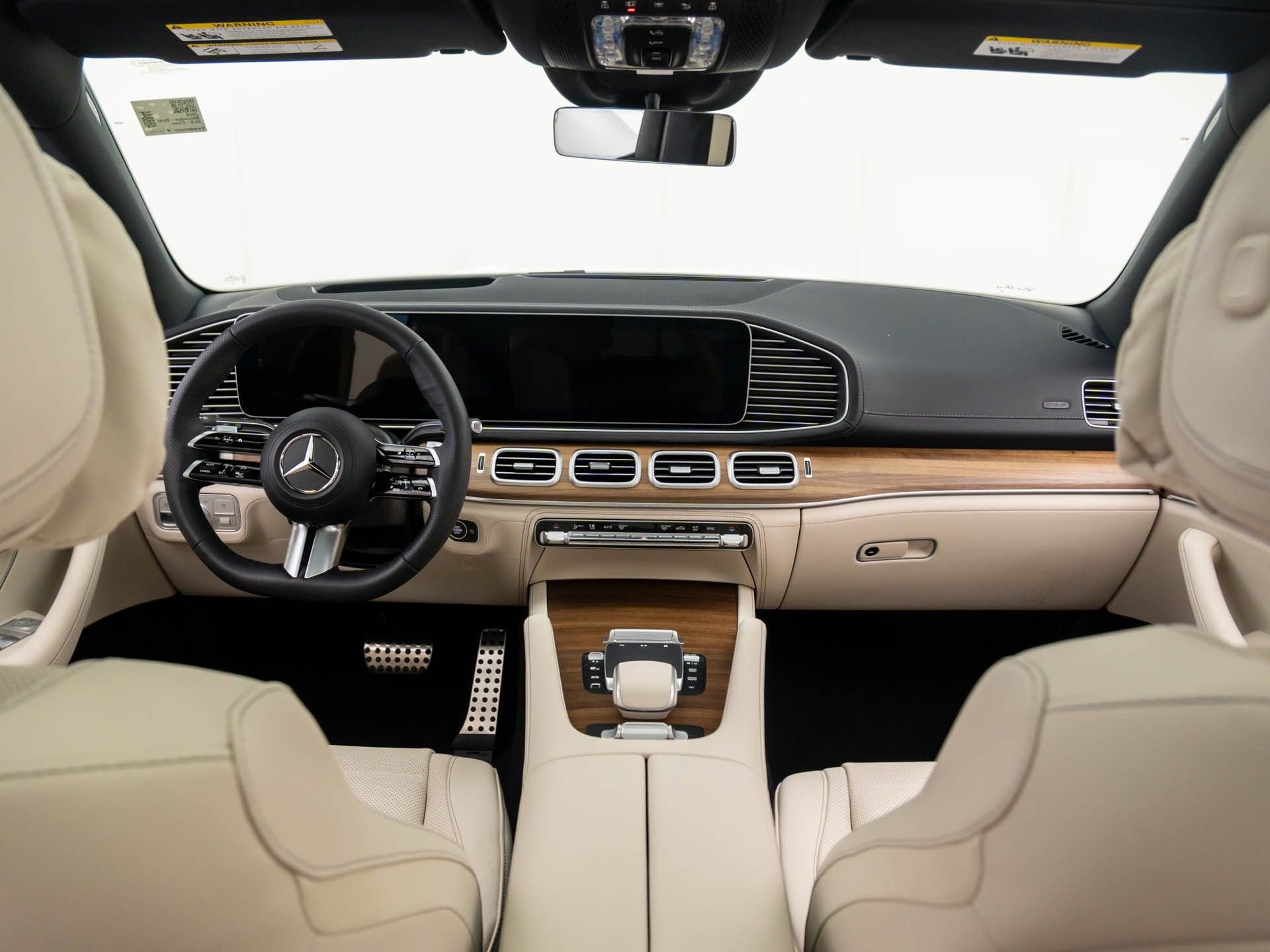 New 2026 Mercedes-Benz GLS 580 4MATIC image 10