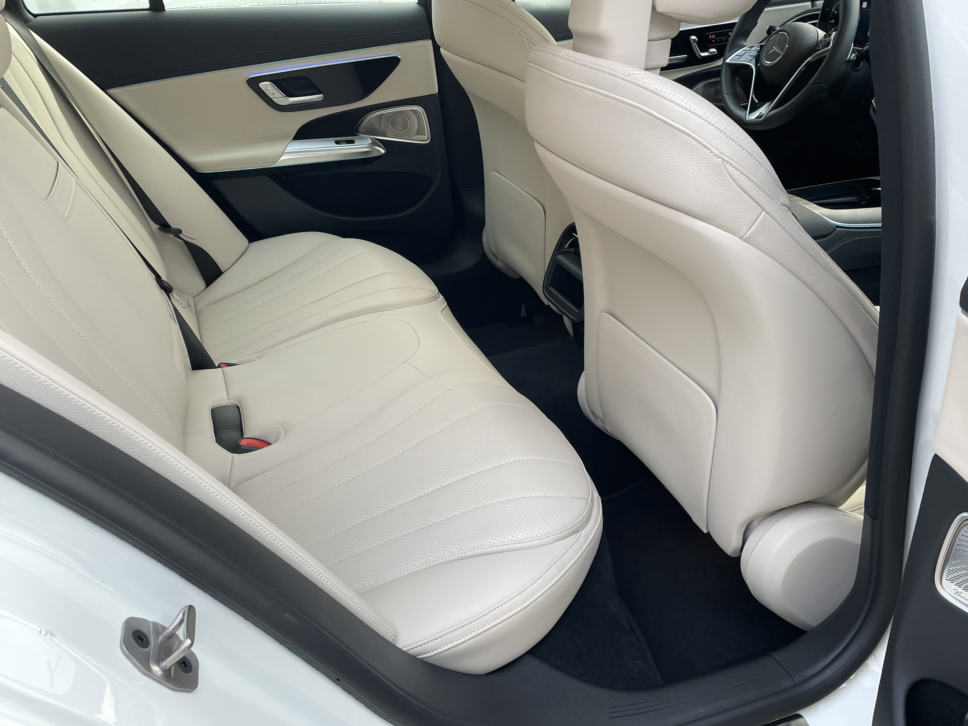 Certified 2025 Mercedes-Benz E 450 4MATIC All-Terrain Wagon image 45