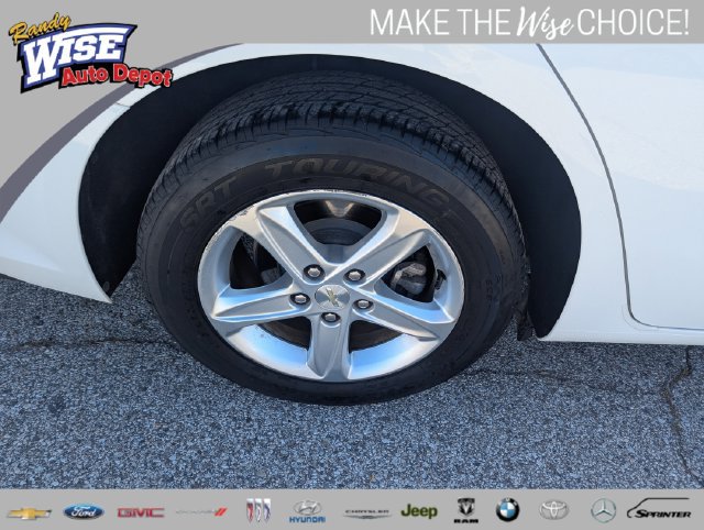 Used 2019 Chevrolet Malibu LS FWD image 22