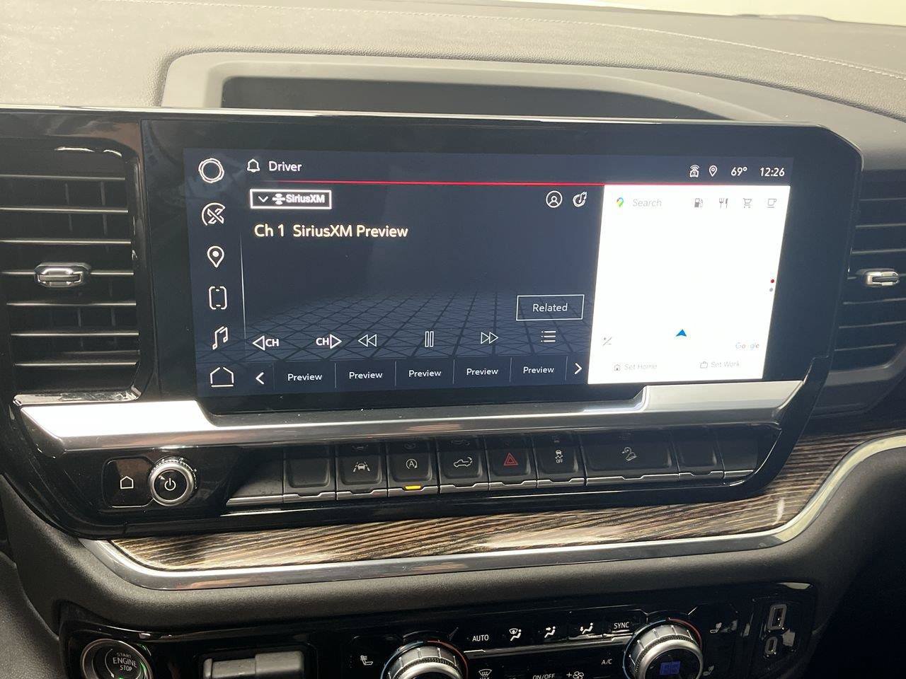 Certified 2024 GMC Sierra 1500 Elevation w/ LPO, Elevation Black Package AWD/4WD image 19