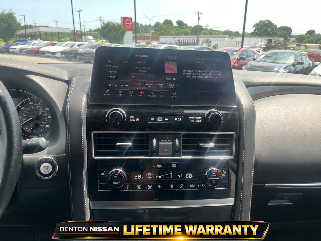 Used 2024 INFINITI QX80 Luxe AWD/4WD image 16