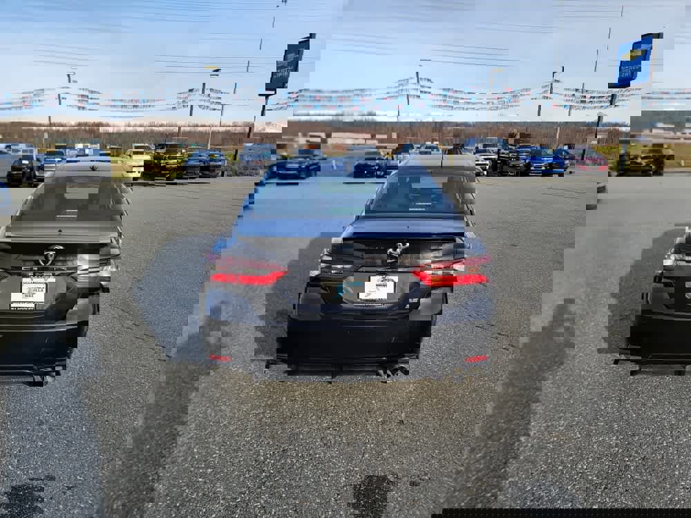 Used 2023 Toyota Camry SE image 4