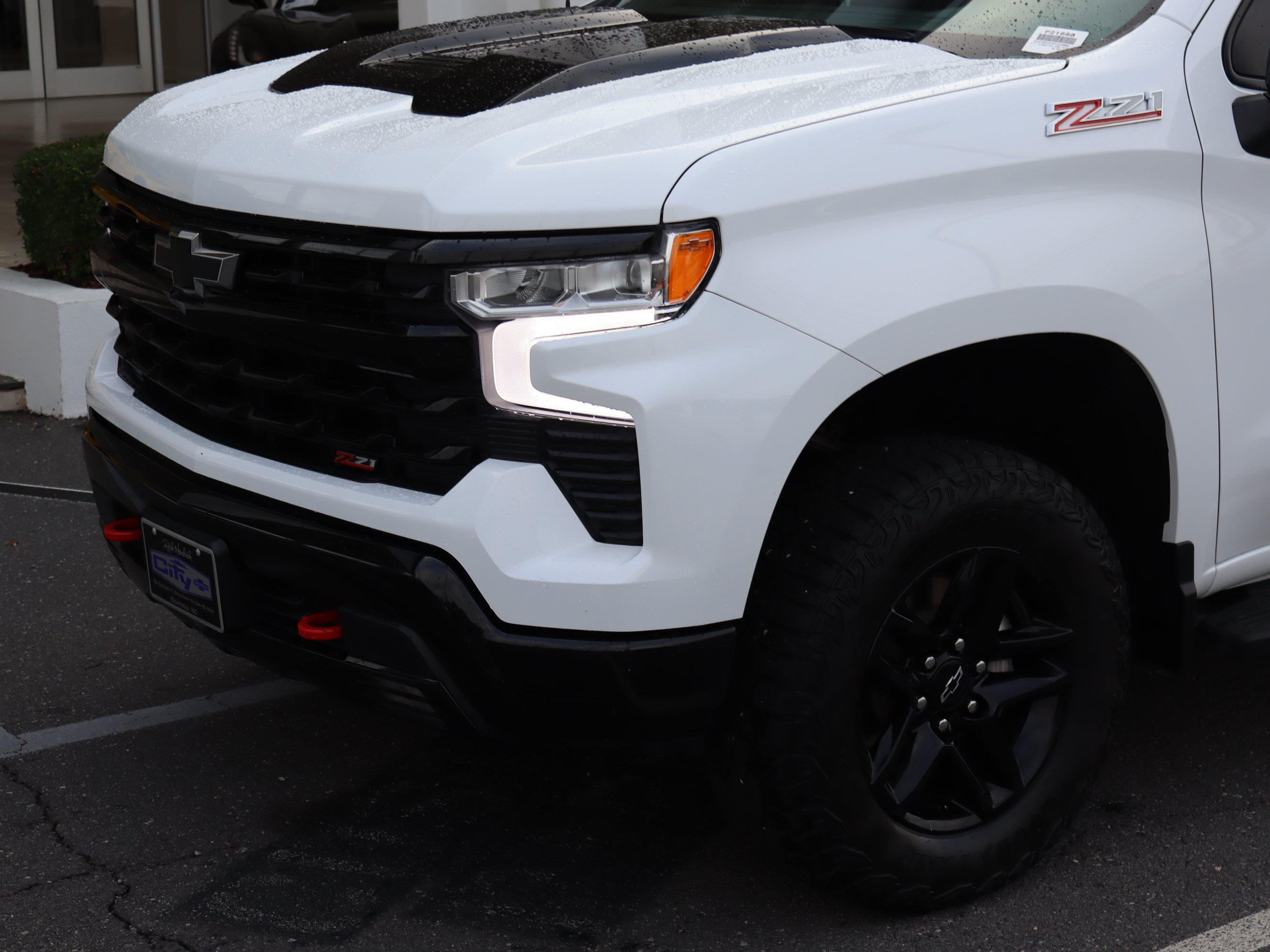 Used 2024 Chevrolet Silverado 1500 LT Trail Boss w/ Protection Package AWD/4WD image 6