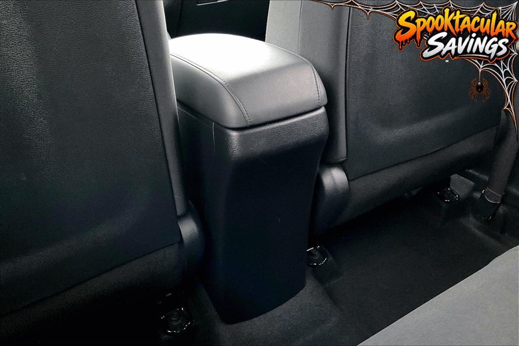 Used 2025 Kia Soul LX w/ LX Technology Package FWD image 33