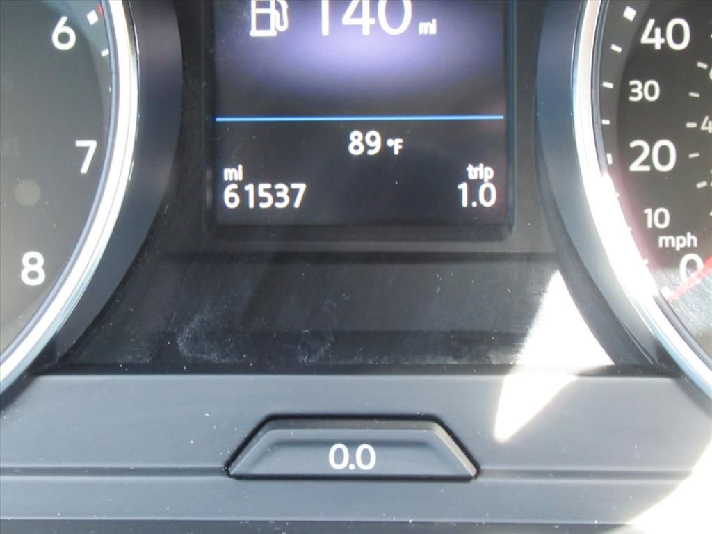Used 2018 Volkswagen Tiguan S image 27