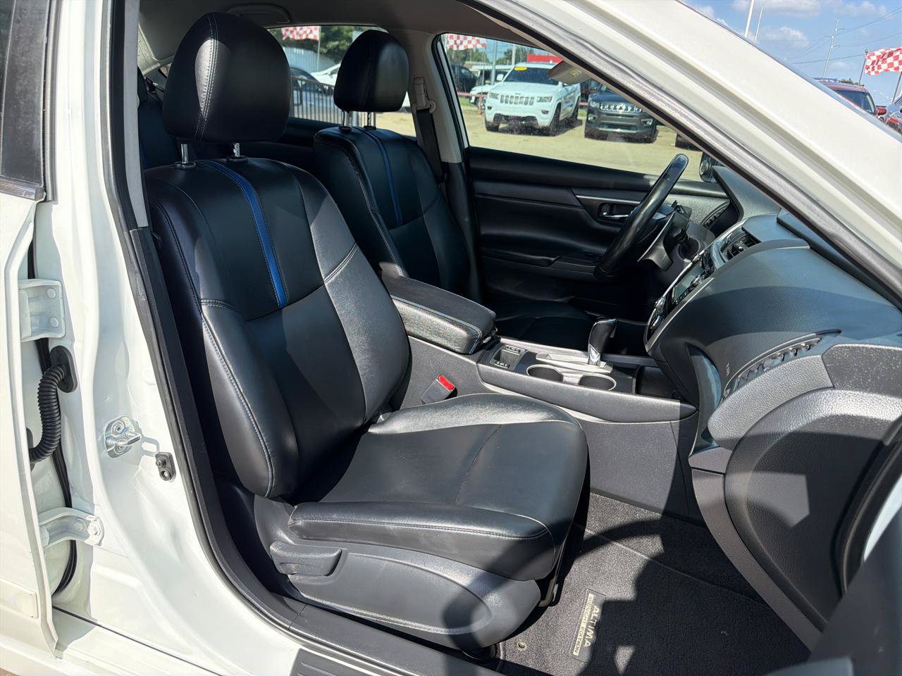 Used 2018 Nissan Altima 2.5 SR w/ SR Midnight Edition FWD image 20