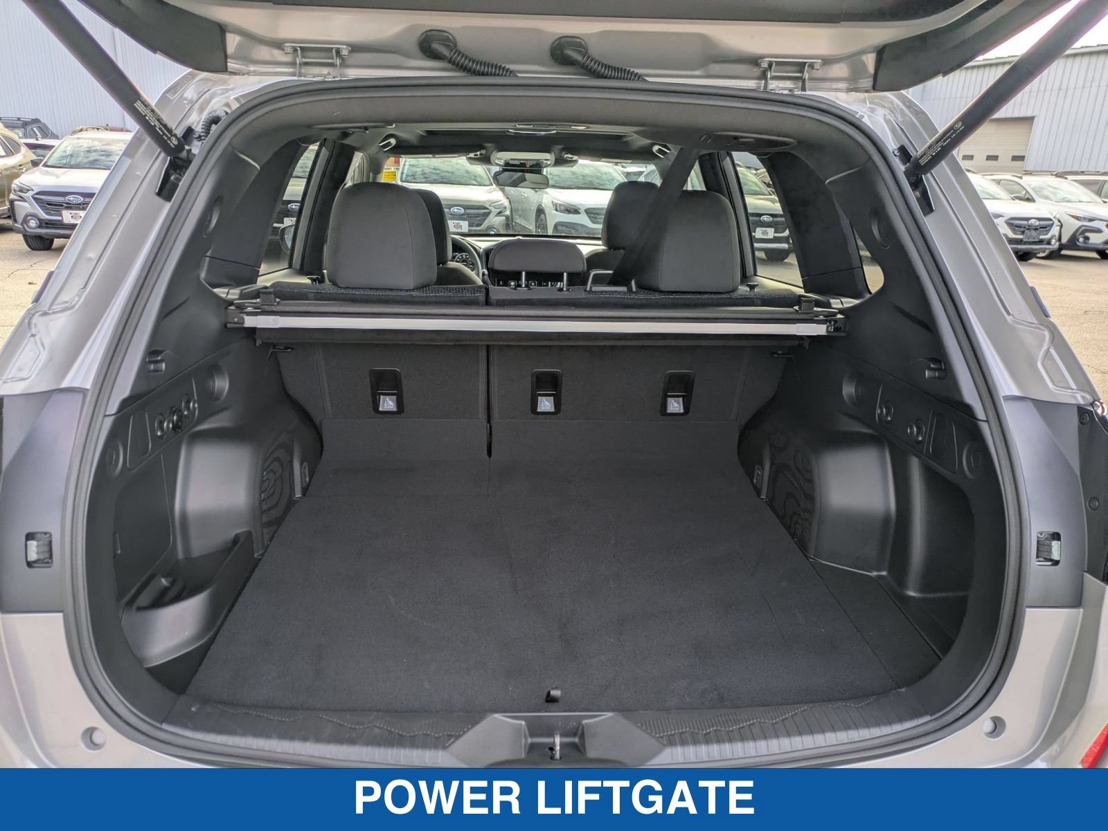 Certified 2025 Subaru Forester Premium AWD/4WD image 33